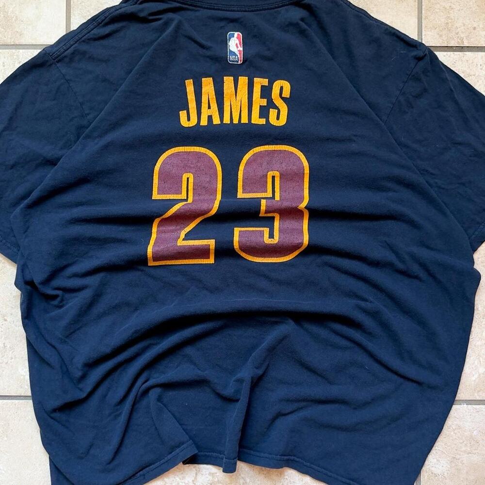 Adidas Lebron James Cleveland Cavaliers The Go To Tee Short Sleeve Shirt Size XL